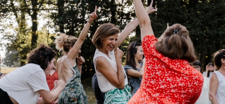 LES CRITÈRE DE RECHERCHE DES JEUNES DIPLOMÉS : L’ENQUÊTE  YOUTH FOREVER x AWAYKE